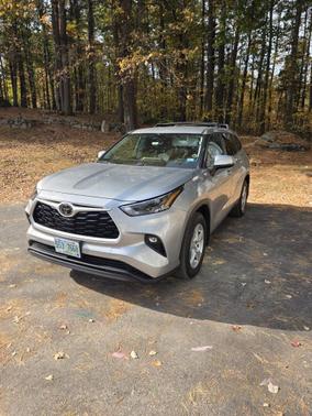 2023 Toyota Highlander LE