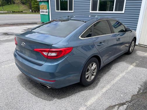Nouveau Blue 2015 Hyundai SONATA SE