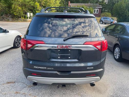 2019 GMC Acadia SLT-1