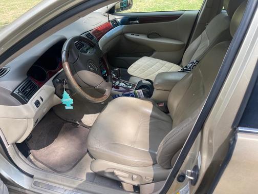 2002 Lexus ES 300 Base