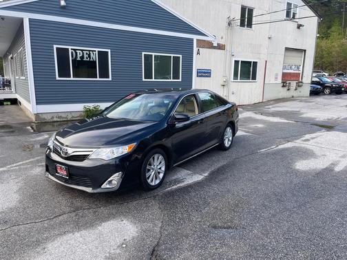 Attitude Black Metallic 2013 Toyota Camry XLE