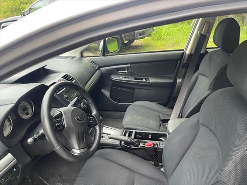 2013 Subaru Impreza 2.0i Premium