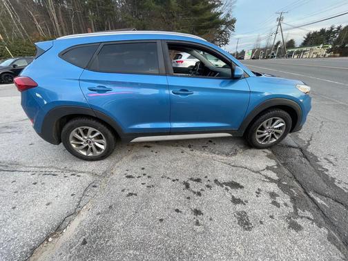 2018 Hyundai TUCSON SEL