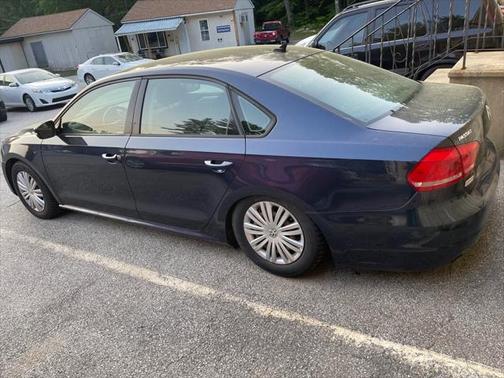 2015 Volkswagen Passat 1.8T Auto S