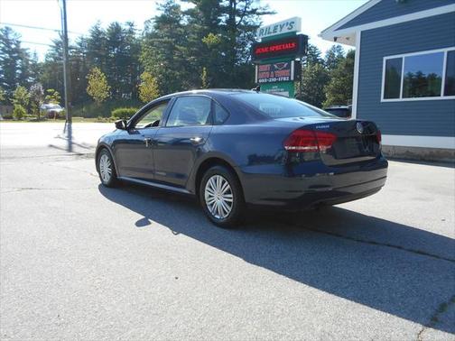 2015 Volkswagen Passat 1.8T Auto S