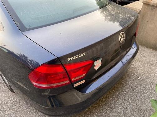 2015 Volkswagen Passat 1.8T Auto S