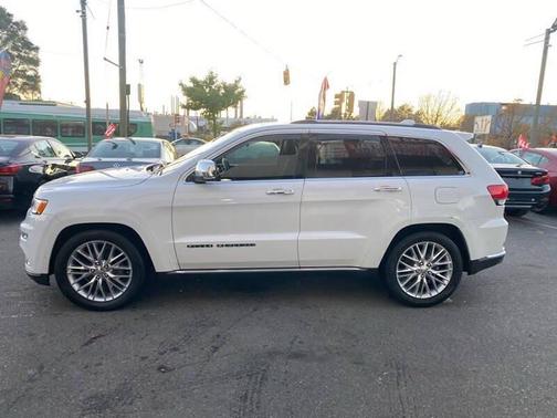 2017 Jeep Grand Cherokee Summit