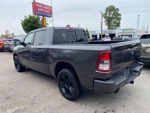 Granite Crystal Metallic Clearcoat 2020 RAM 1500 Big Horn/Lone Star