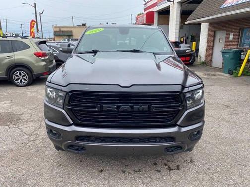 Granite Crystal Metallic Clearcoat 2020 RAM 1500 Big Horn/Lone Star