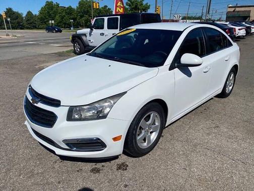 Summit White 2016 Chevrolet Cruze Limited 1LT