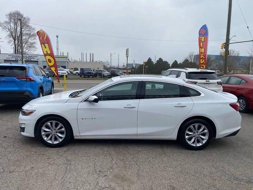 2021 Chevrolet Malibu FWD LT