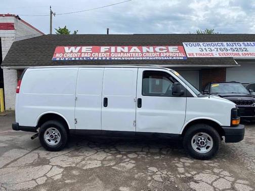 Summit White 2013 GMC Savana 2500 Work Van