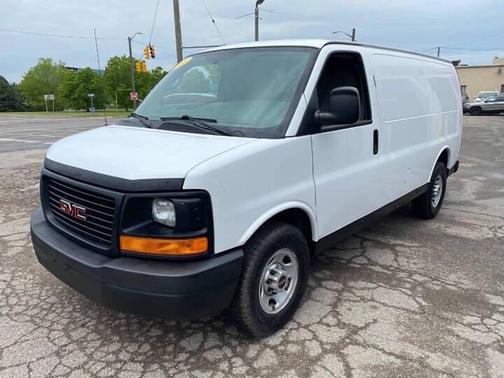 Summit White 2013 GMC Savana 2500 Work Van