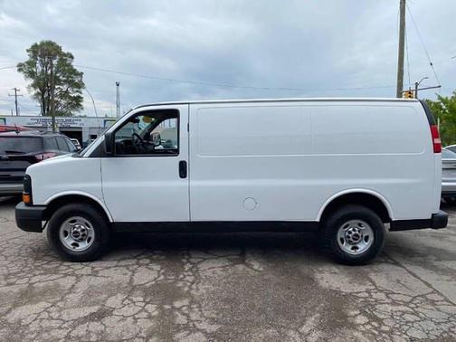 Summit White 2013 GMC Savana 2500 Work Van