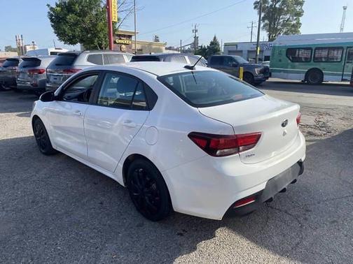 Clear White 2019 Kia Rio S