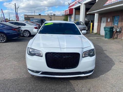 2020 Chrysler 300 S
