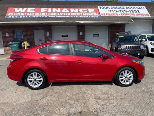 Currant Red 2017 Kia Forte S
