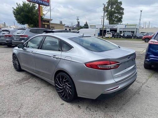 Iconic Silver 2020 Ford Fusion SEL