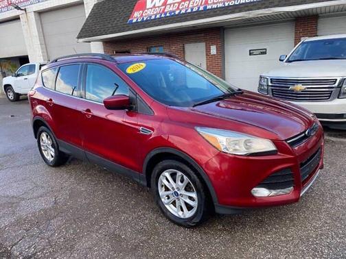 Ruby Red Tinted Clearcoat 2014 Ford Escape SE