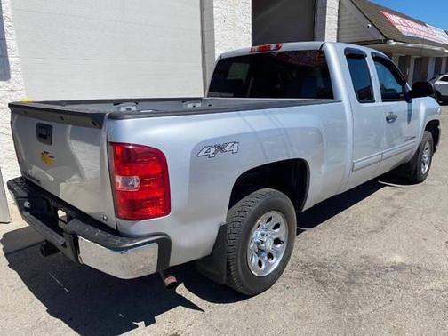 Silver Ice Metallic 2013 Chevrolet Silverado 1500 LT