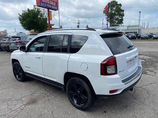 Bright White Clearcoat 2016 Jeep Compass High Altitude