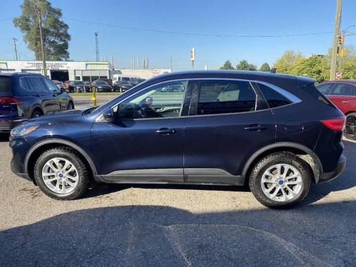 Antimatter Blue 2021 Ford Escape SE