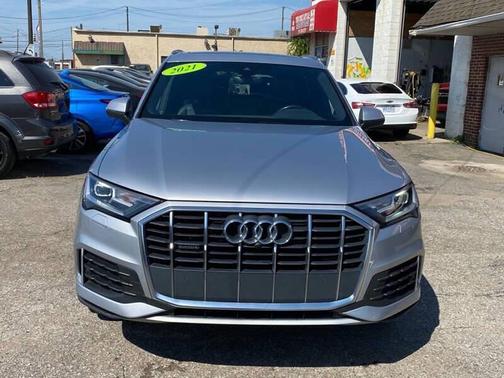 2021 Audi Q7 45 Premium
