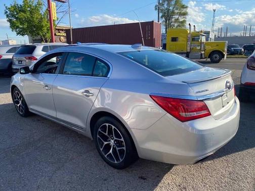 Quicksilver Metallic 2016 Buick LaCrosse Sport Touring