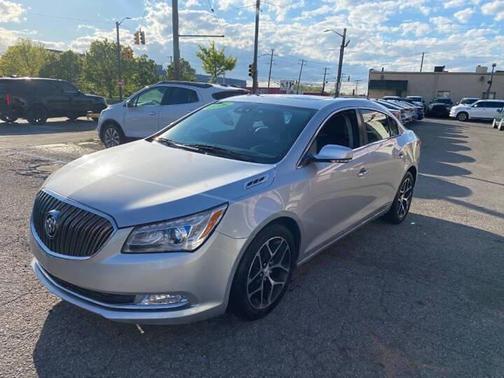 Quicksilver Metallic 2016 Buick LaCrosse Sport Touring