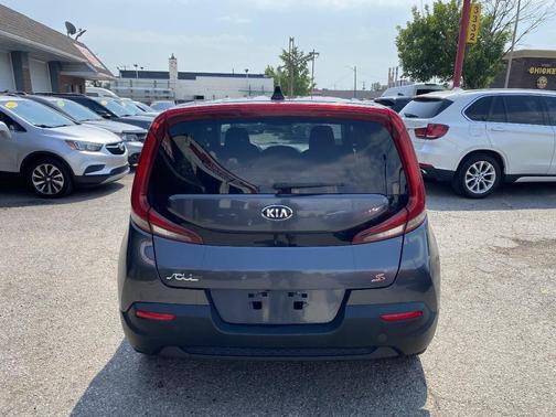 Gravity Gray 2021 Kia Soul S