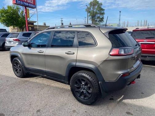 Light Brownstone Pearl Coat 2021 Jeep Cherokee Trailhawk