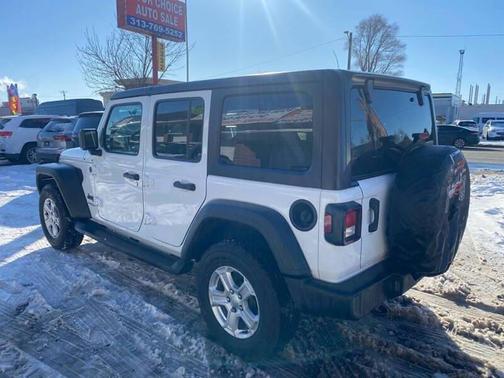 2022 Jeep Wrangler Unlimited Sport