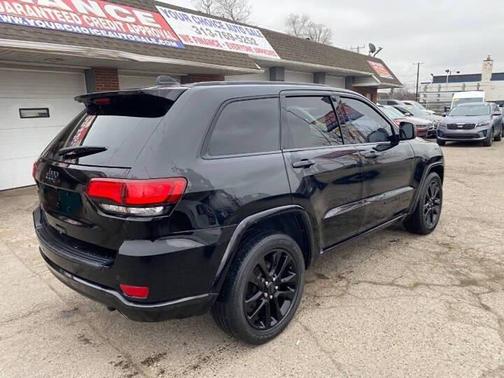 2019 Jeep Grand Cherokee Altitude