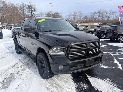 2016 RAM 1500 Sport