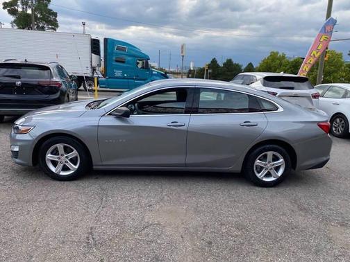 2023 Chevrolet Malibu FWD 1LT
