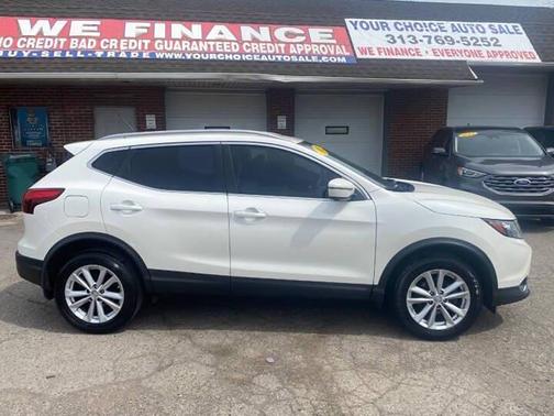 2018 Nissan Rogue Sport SV