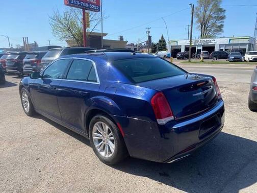 Gloss Black 2017 Chrysler 300 S
