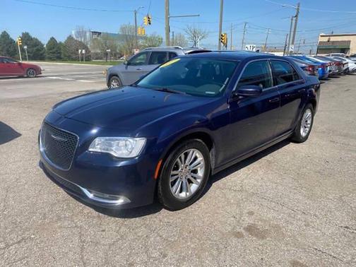 Gloss Black 2017 Chrysler 300 S