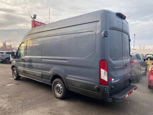2020 Ford Transit-250 Base