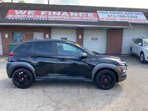 Ultra Black 2021 Hyundai KONA Night
