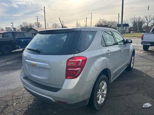2017 Chevrolet Equinox LS