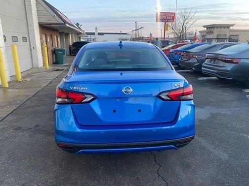 2021 Nissan Versa 1.6 SV
