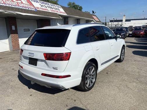 Glacier White Metallic 2018 Audi Q7 3.0T Premium Plus