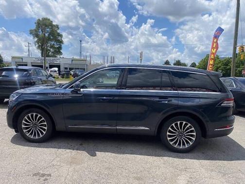 Flight Blue Metallic Clearcoat 2022 Lincoln Aviator Reserve AWD