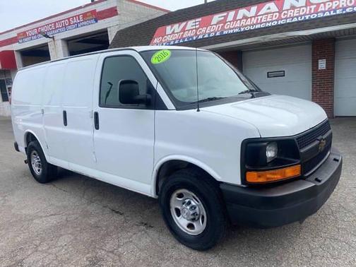 Summit White 2016 Chevrolet Express 2500 Work Van