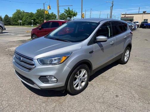 Ruby Red Metallic Tinted Clearcoat 2017 Ford Escape SE