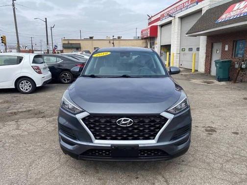 2019 Hyundai TUCSON SE