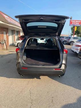 2022 Toyota RAV4 Hybrid LE