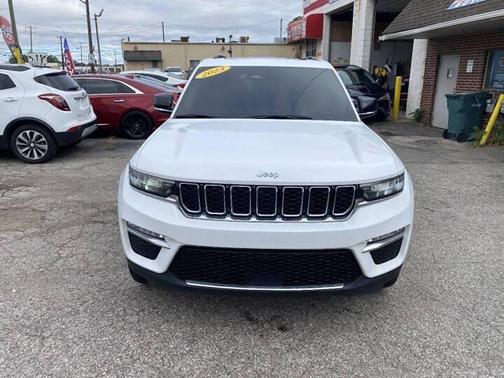 Bright White Clearcoat 2023 Jeep Grand Cherokee 4xe Base
