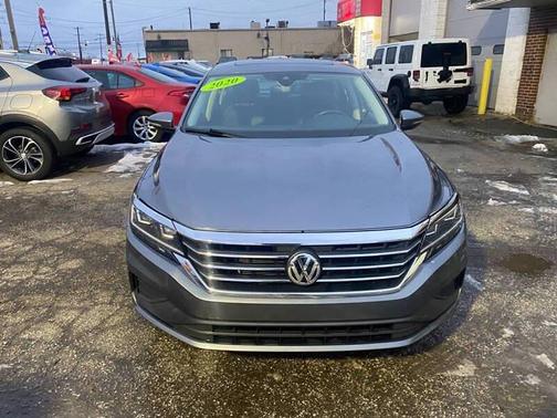 2022 Volkswagen Passat 2.0T SE